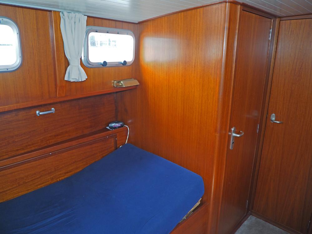 Aft cabin, Accommodation